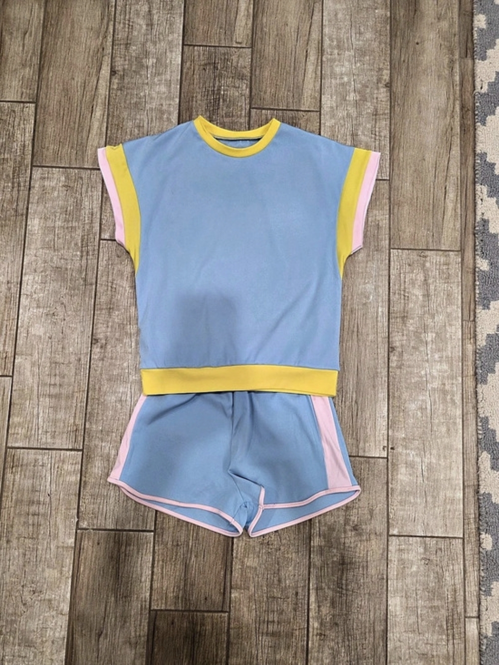 Boutique Brand Color Block Set